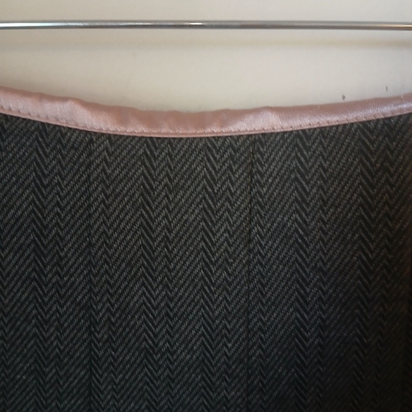 Stooshy Gray Herringbone Trumpet Skirt With Black Lace Trim Size S - Picture 9 of 9
